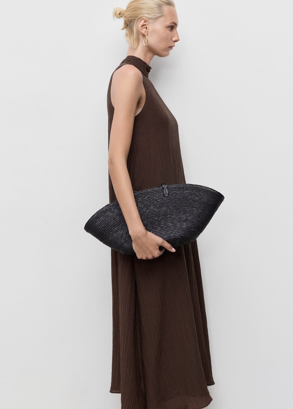 Halter-neck lyocell dress