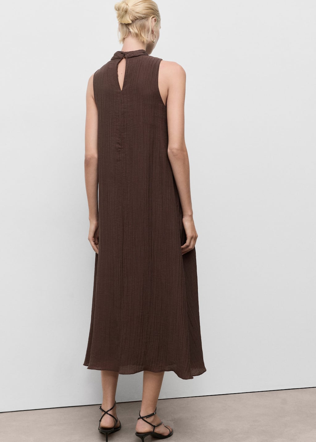 Halter-neck lyocell dress