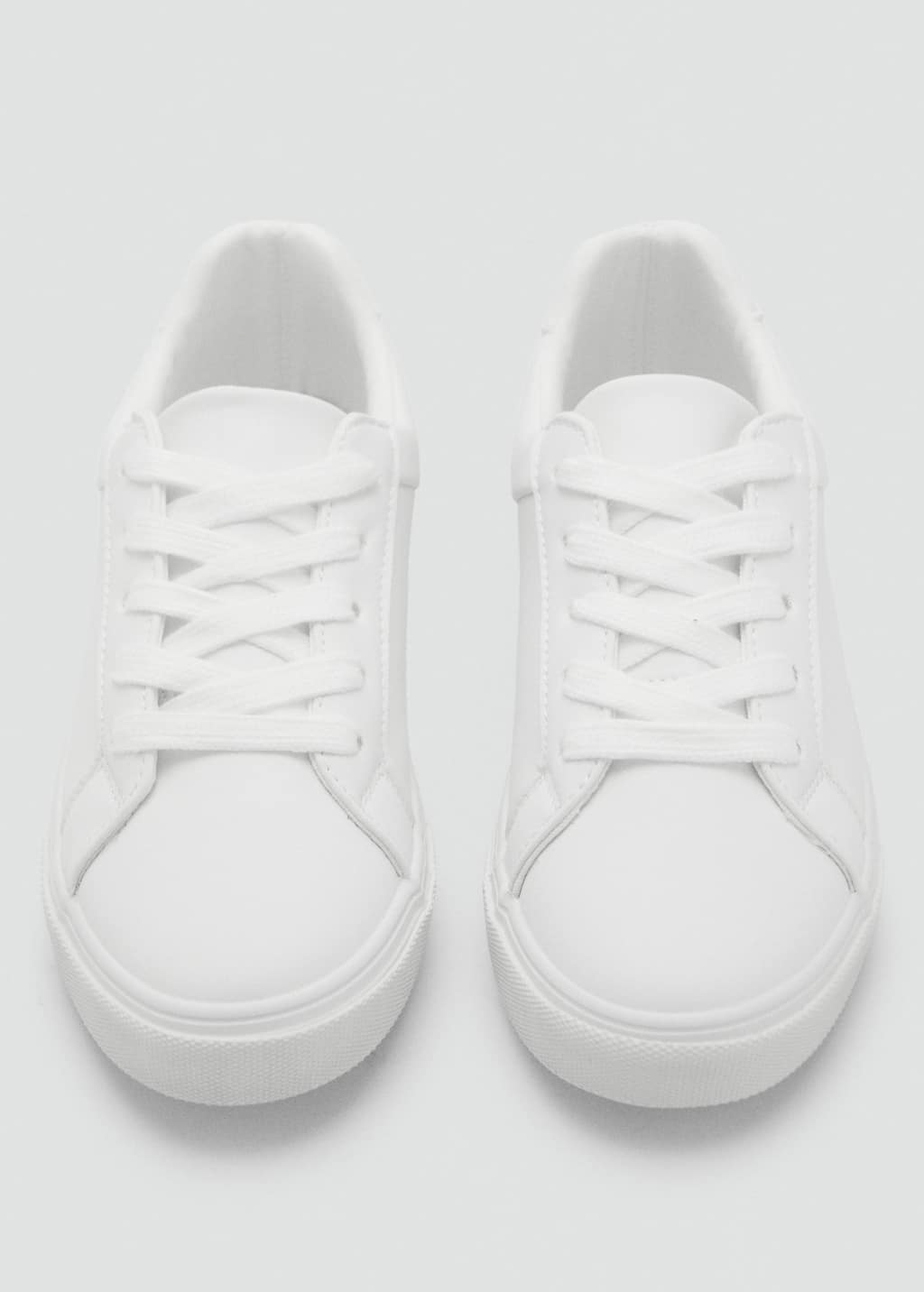 Laces basic sneakers