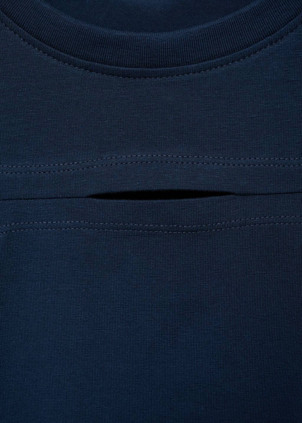 Cotton t-shirt with cut-out