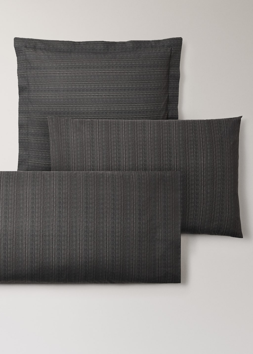 Two percale cotton tailored-print pillowcases 60x60 cm