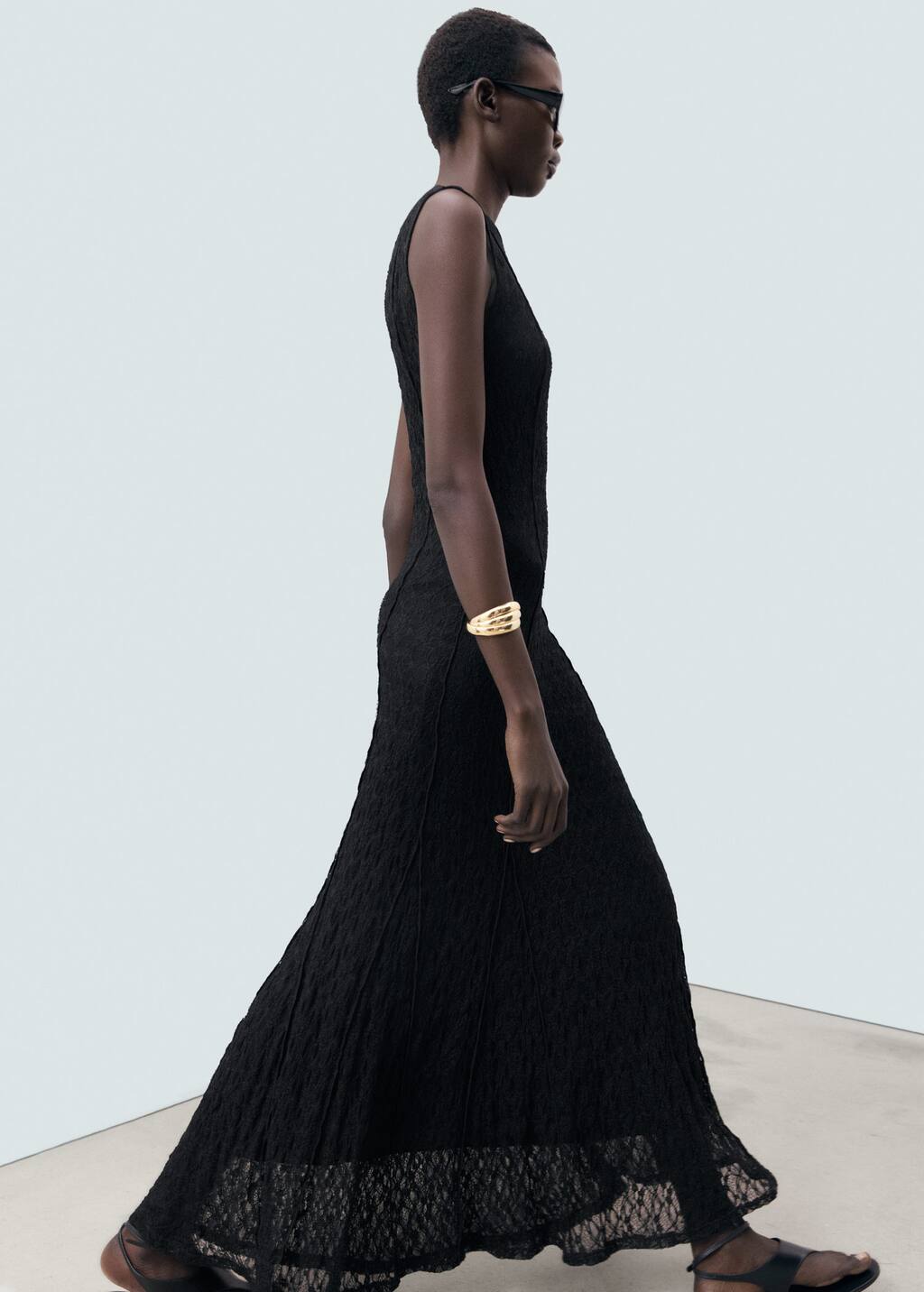 Long lace dress