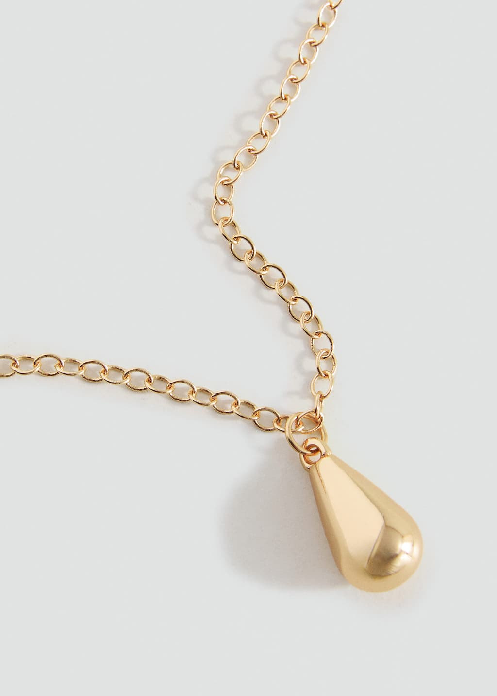 Necklace with drop detail