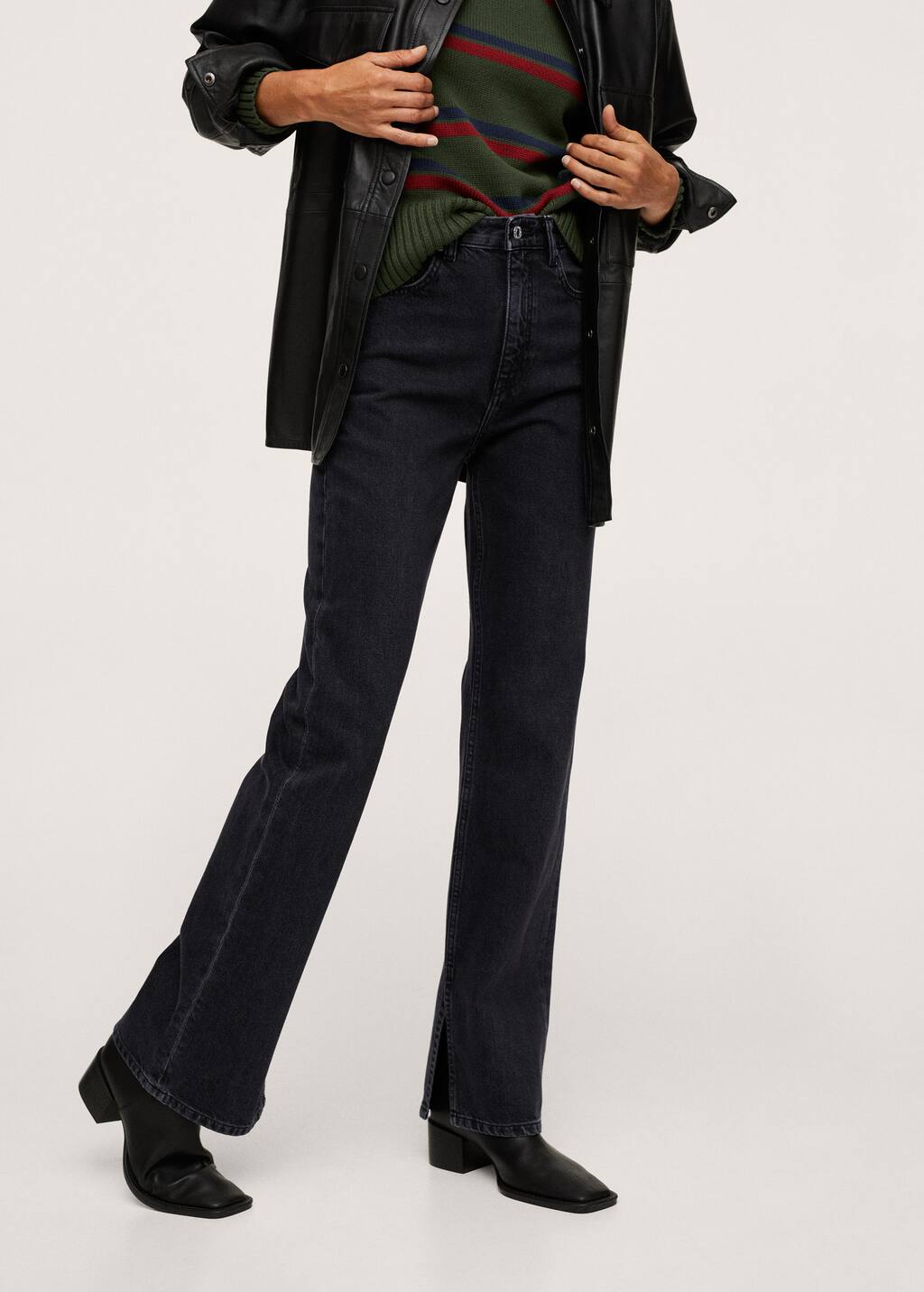 High-waist straight jeans with opening - Woman | Mango Lithuania