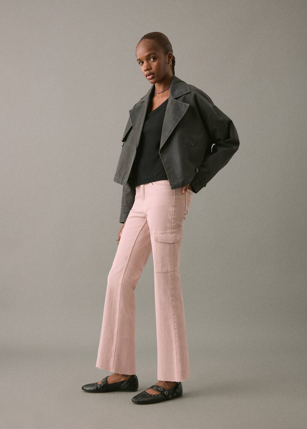 Flared cargo jeans