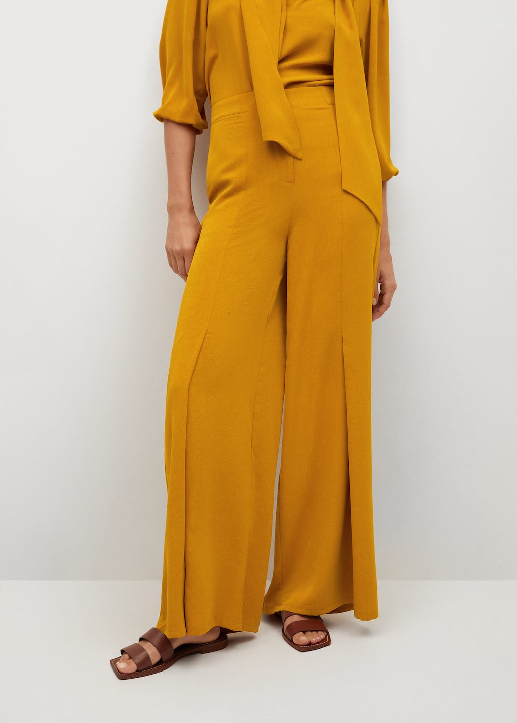 mango yellow trousers