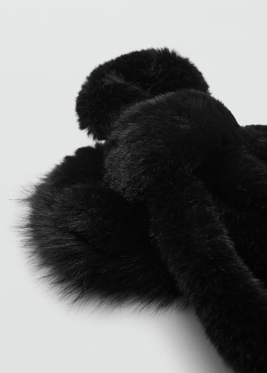 Mango Teen Fur-effect Scarf Black In Black