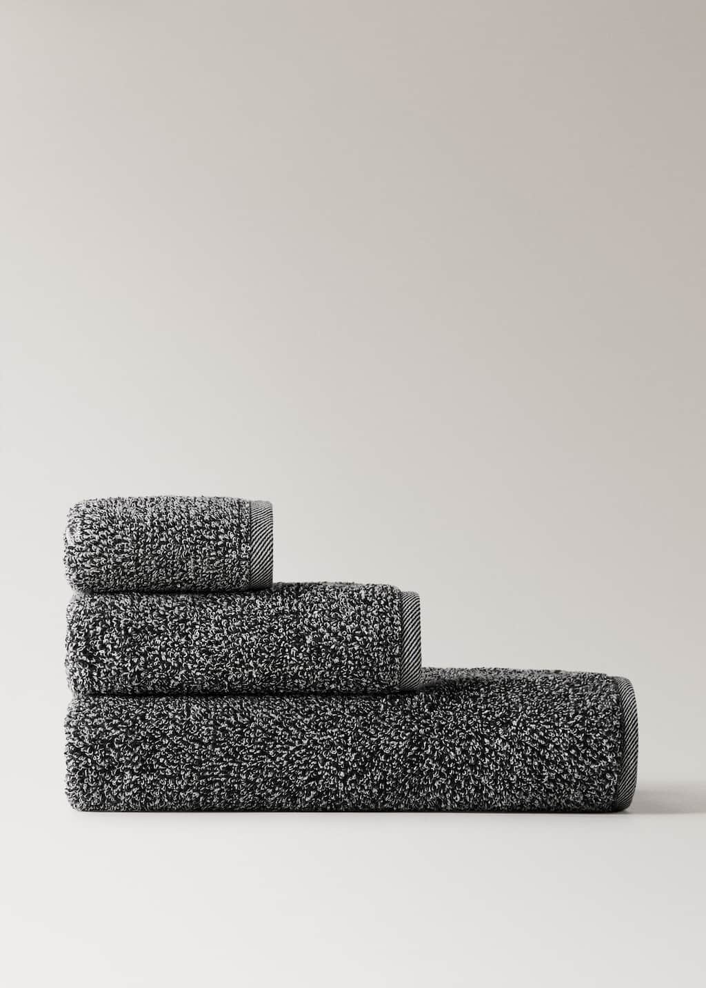 Mango Home Cotton-blend Two-tone Guest Towel Black