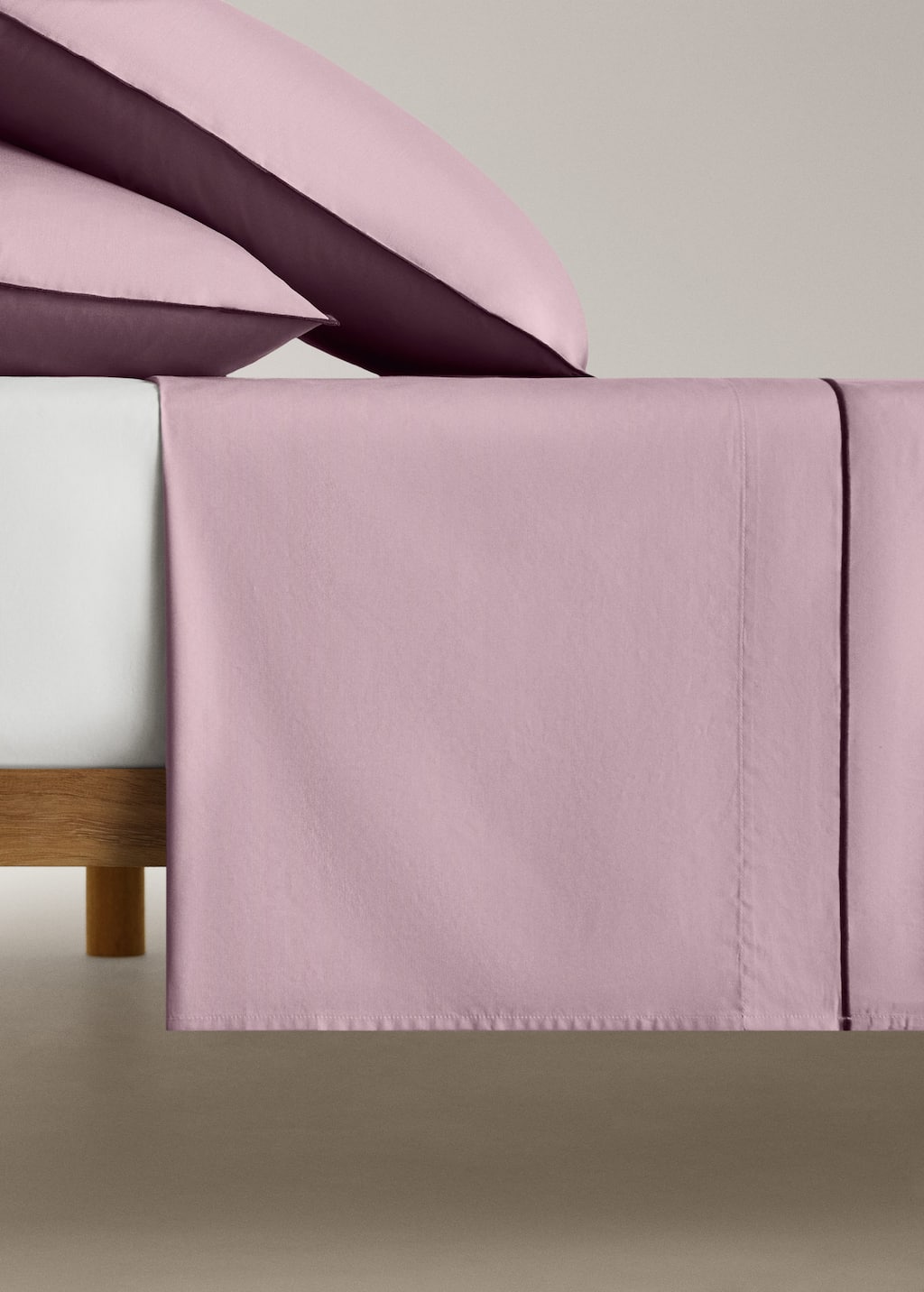 Mango Home 200-thread Count Percale Cotton Top Sheet With Contrasting Overlock For 200 Cm Bed In Purple