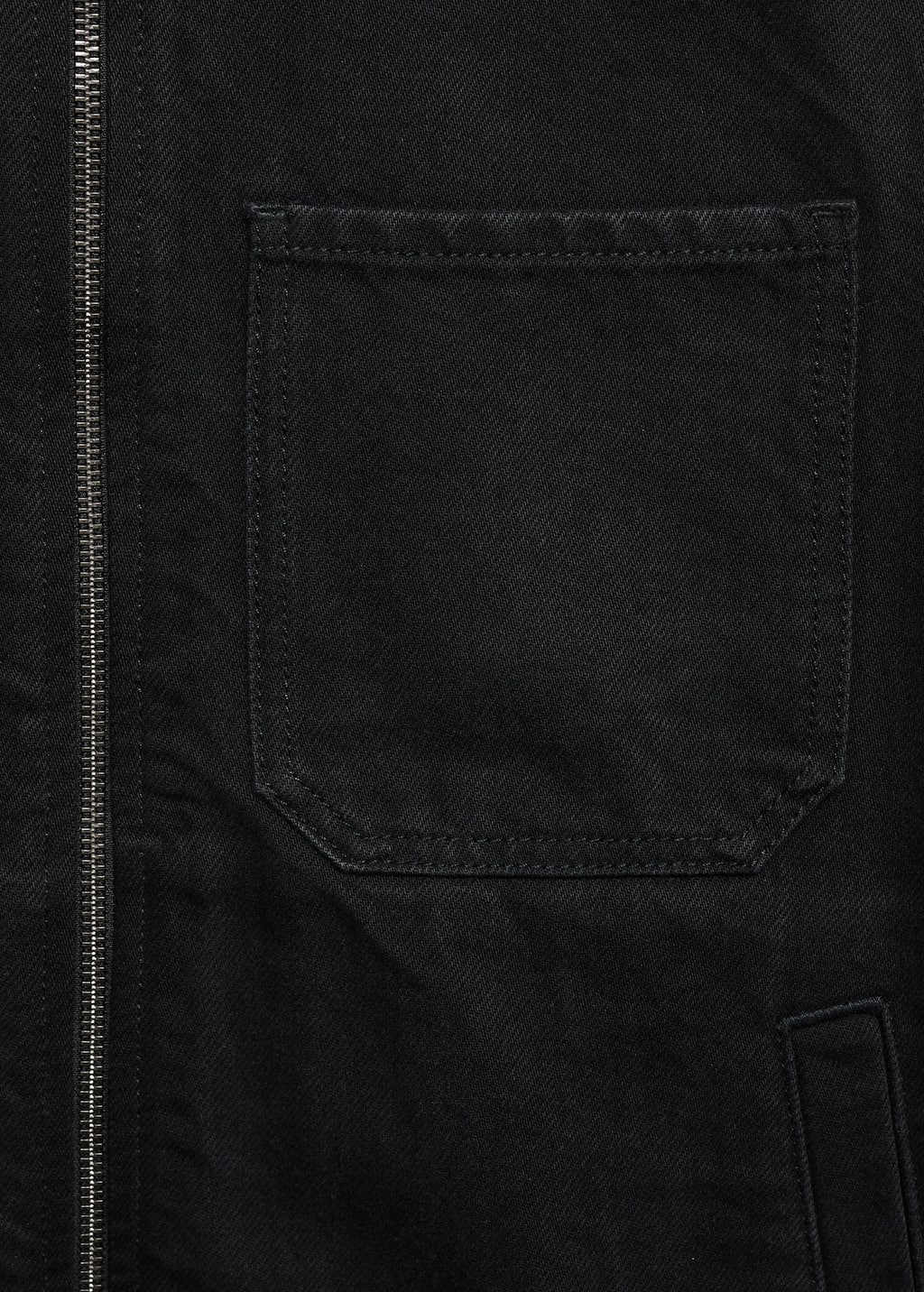 Denim jacket with pockets