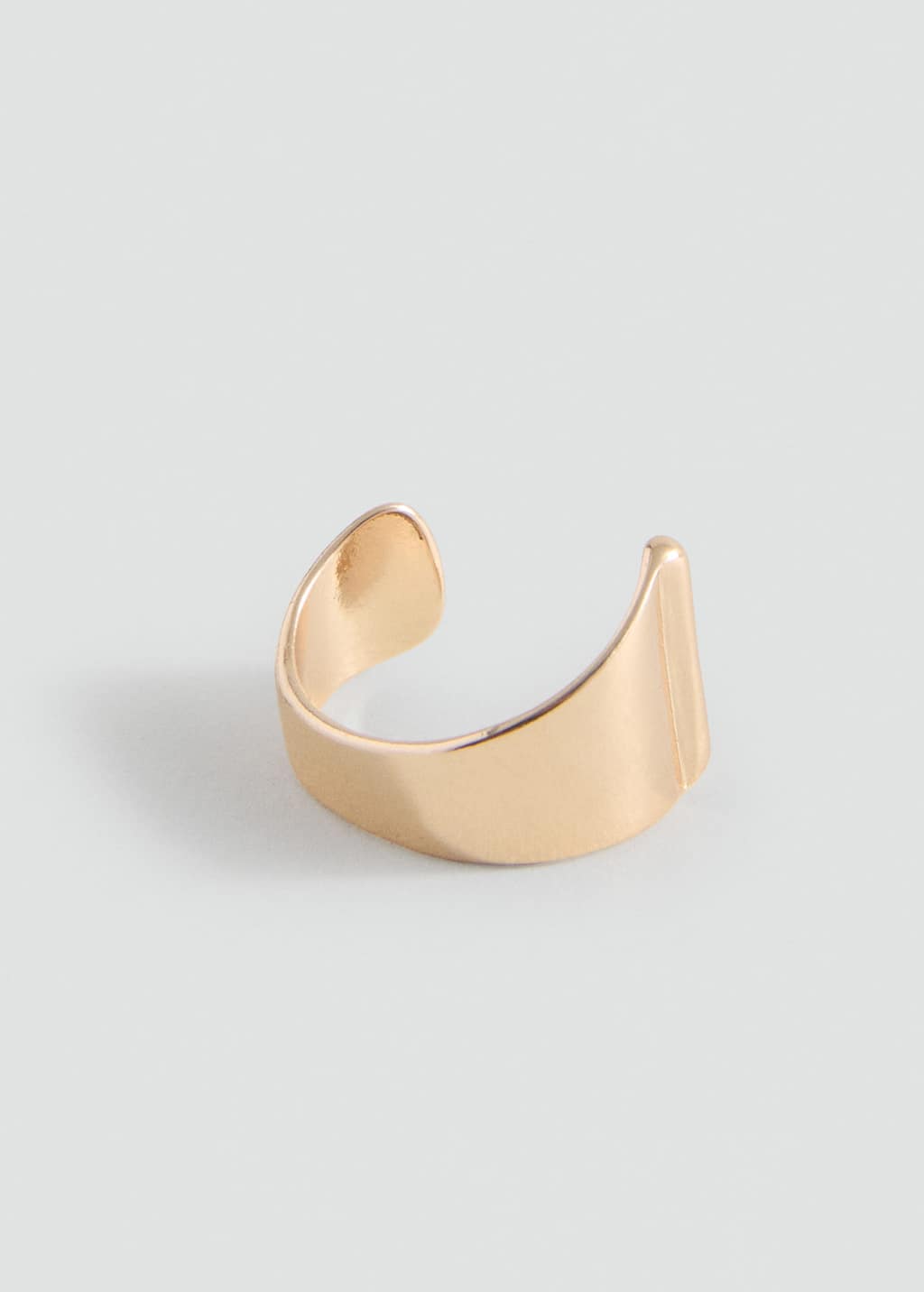Mango Teen Letter Design Ring Gold