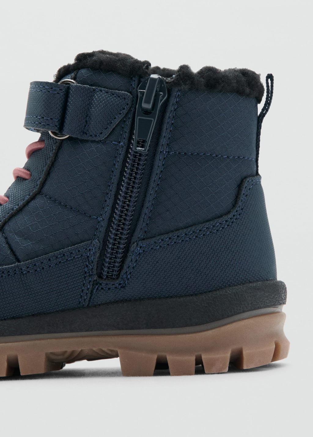 Lace-up mountain boots