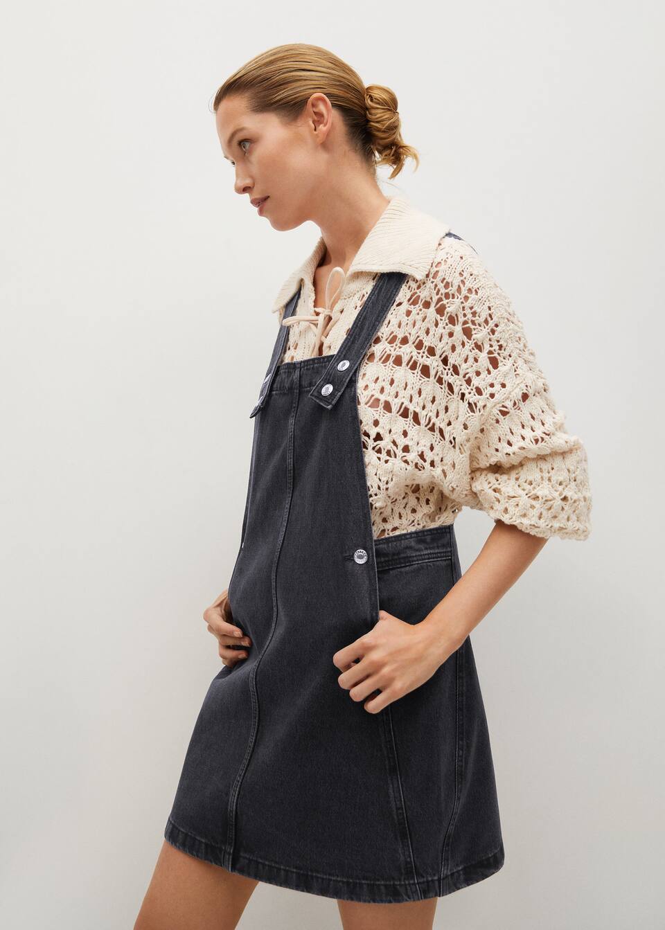Mango: 10 prendas que vas a querer comprar en las rebajas 8 Moncloa 17040804 TN D1 Moncloa