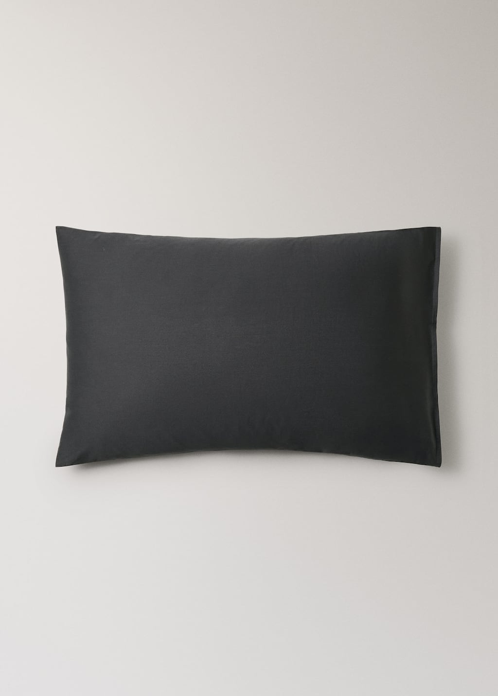 Mango Home Two Washed Satin Cotton Pillowcases With Double Stitching 50x75 Cm Charcoal