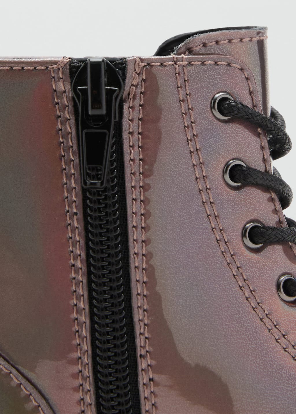 Zipped metallic boots