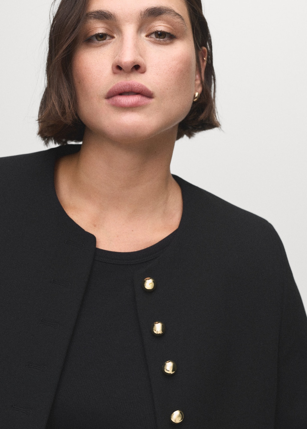 Buttoned cropped jacket