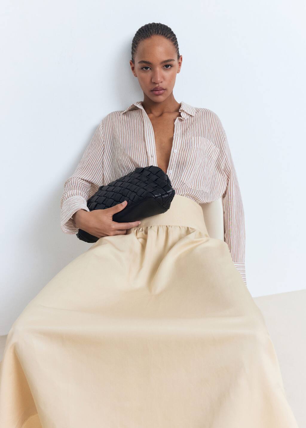 Midi-skirt with frayed ends