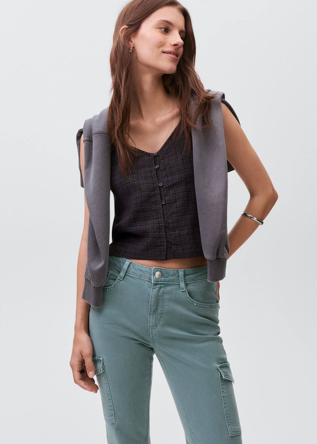 Flared cargo jeans