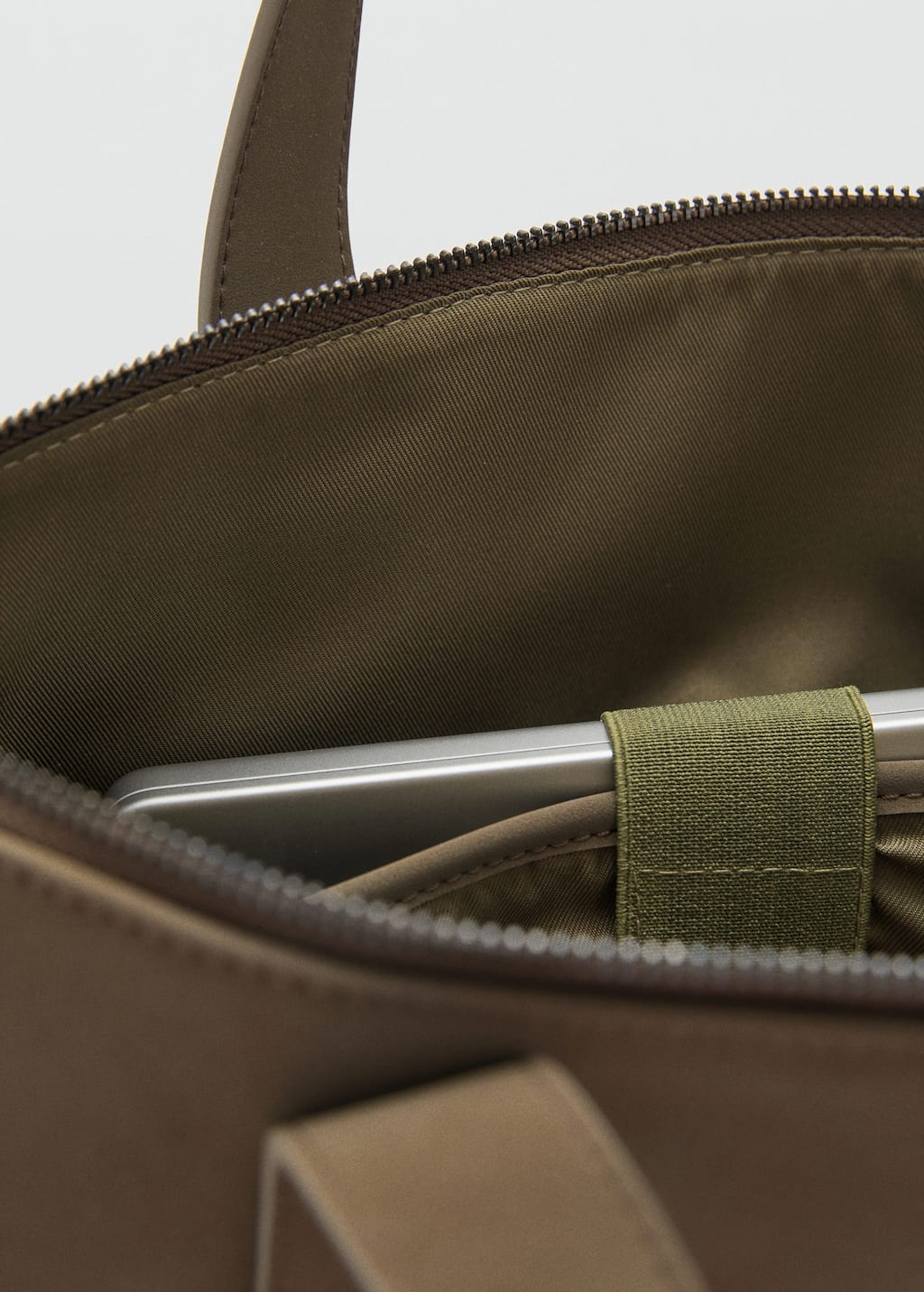 Multi-functional backpack with pockets