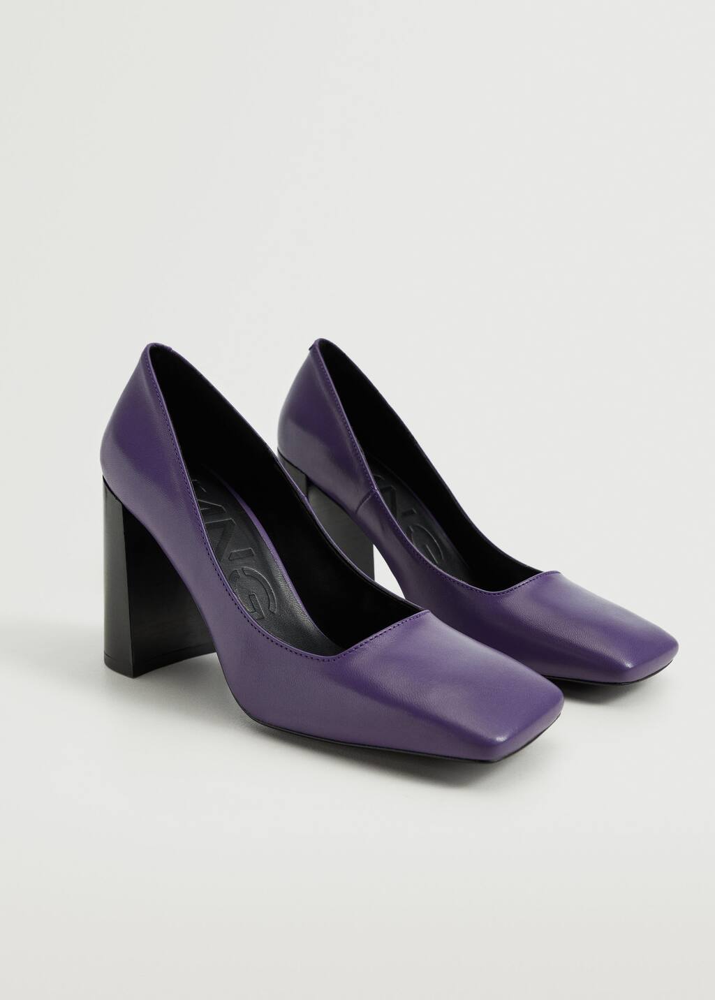 block heel purple shoes
