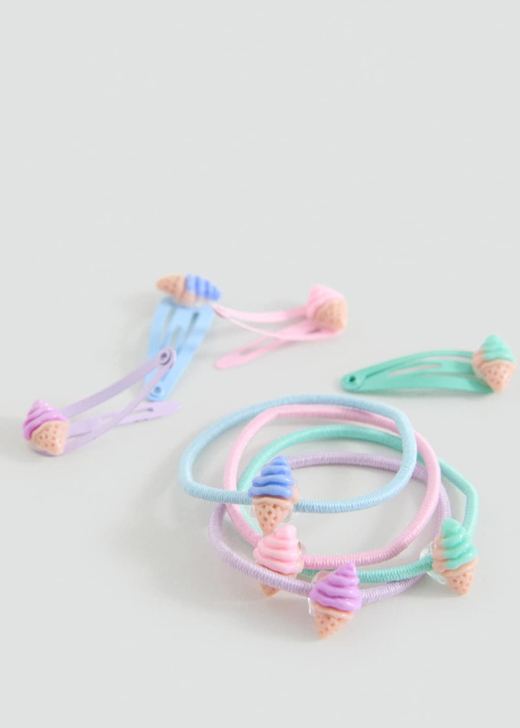 Mango Pack Of Hairpins And Hair Bands Pink