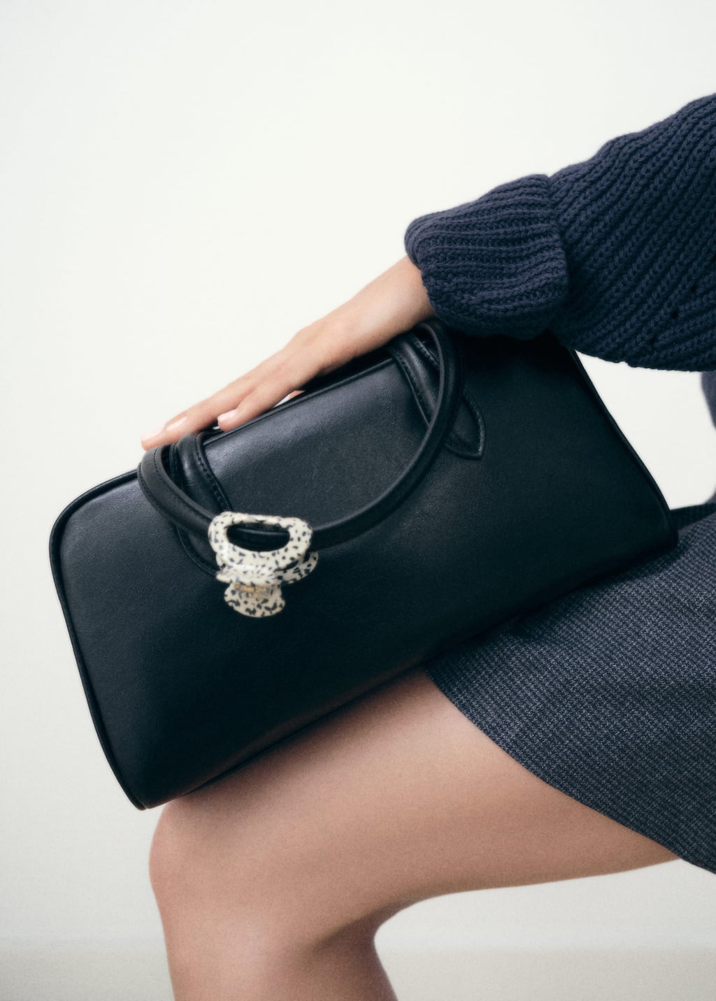 Bowling bag with leather-effect finish