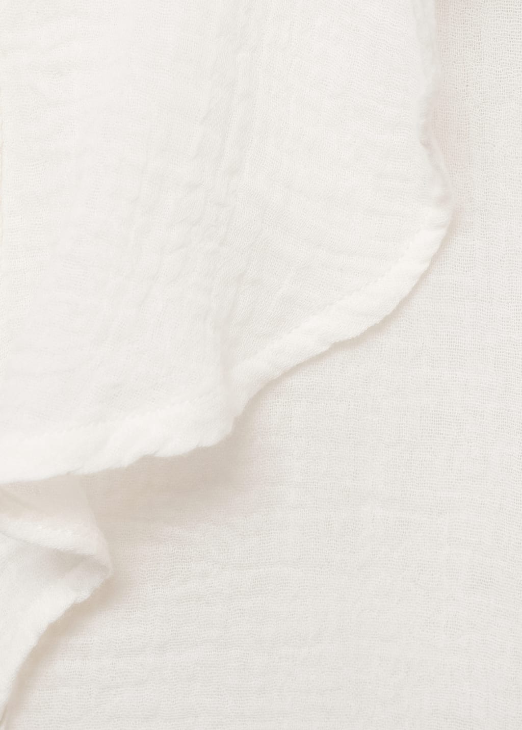 Crinkled ruffle shirt