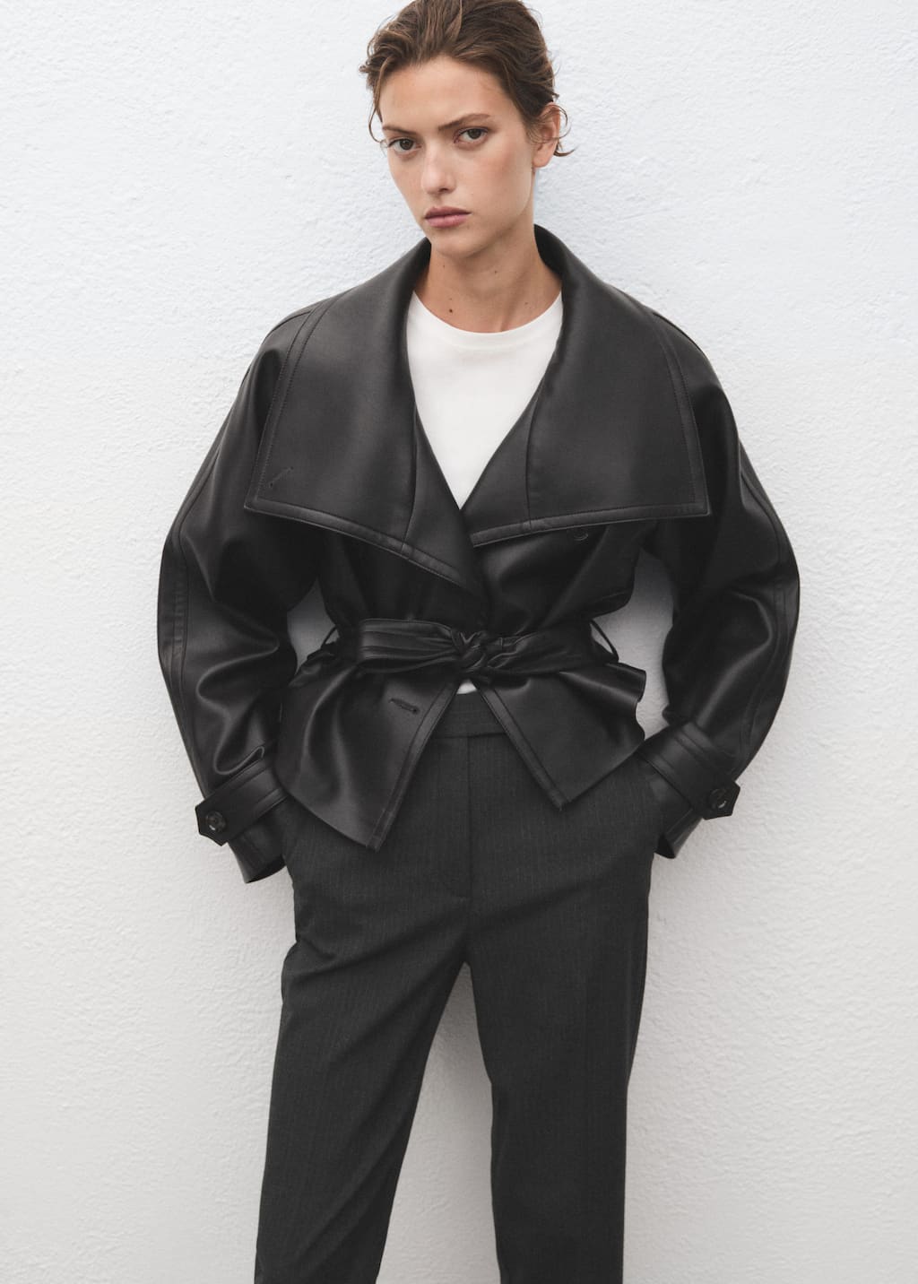 Cropped tailored pinstripe pants