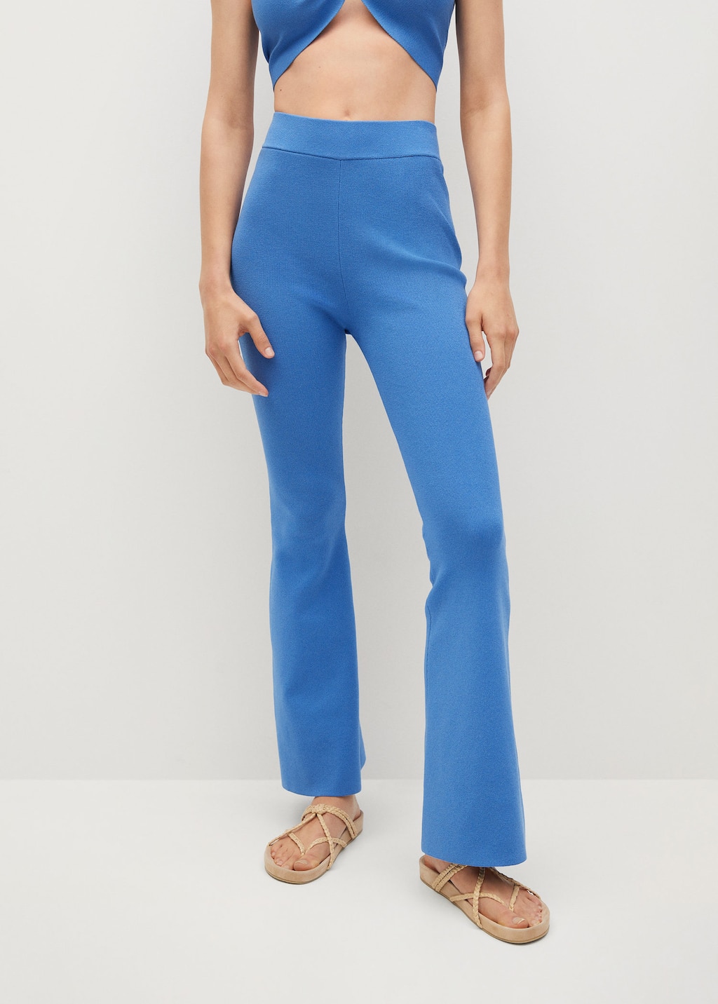 Flared knitted trousers - Woman | Mango Montenegro