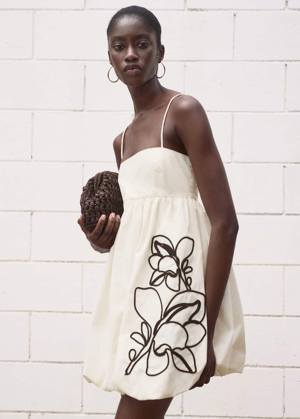 Balloon-effect embroidered dress