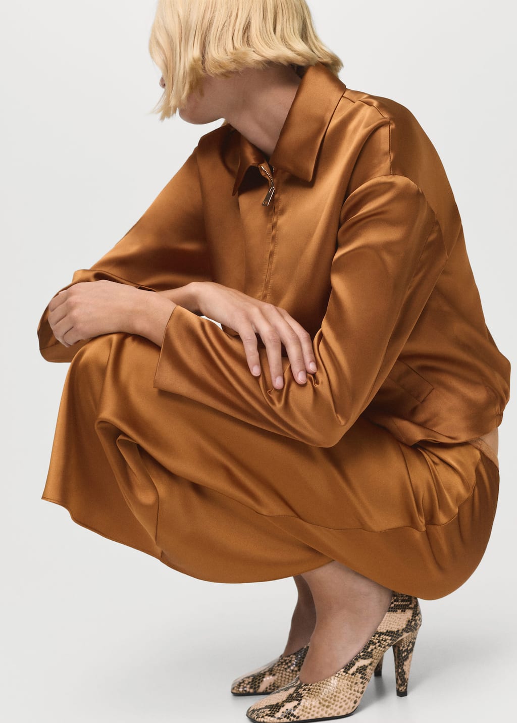 Midi satin skirt