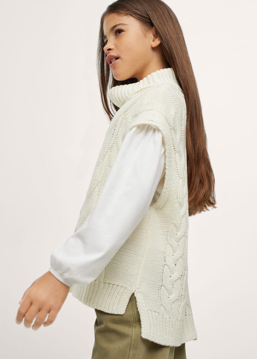 Mango Cableknit vest 17078629 05