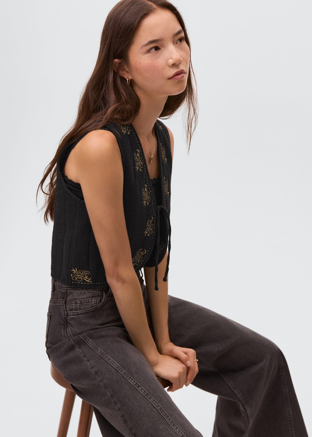 Floral-embroidered vest