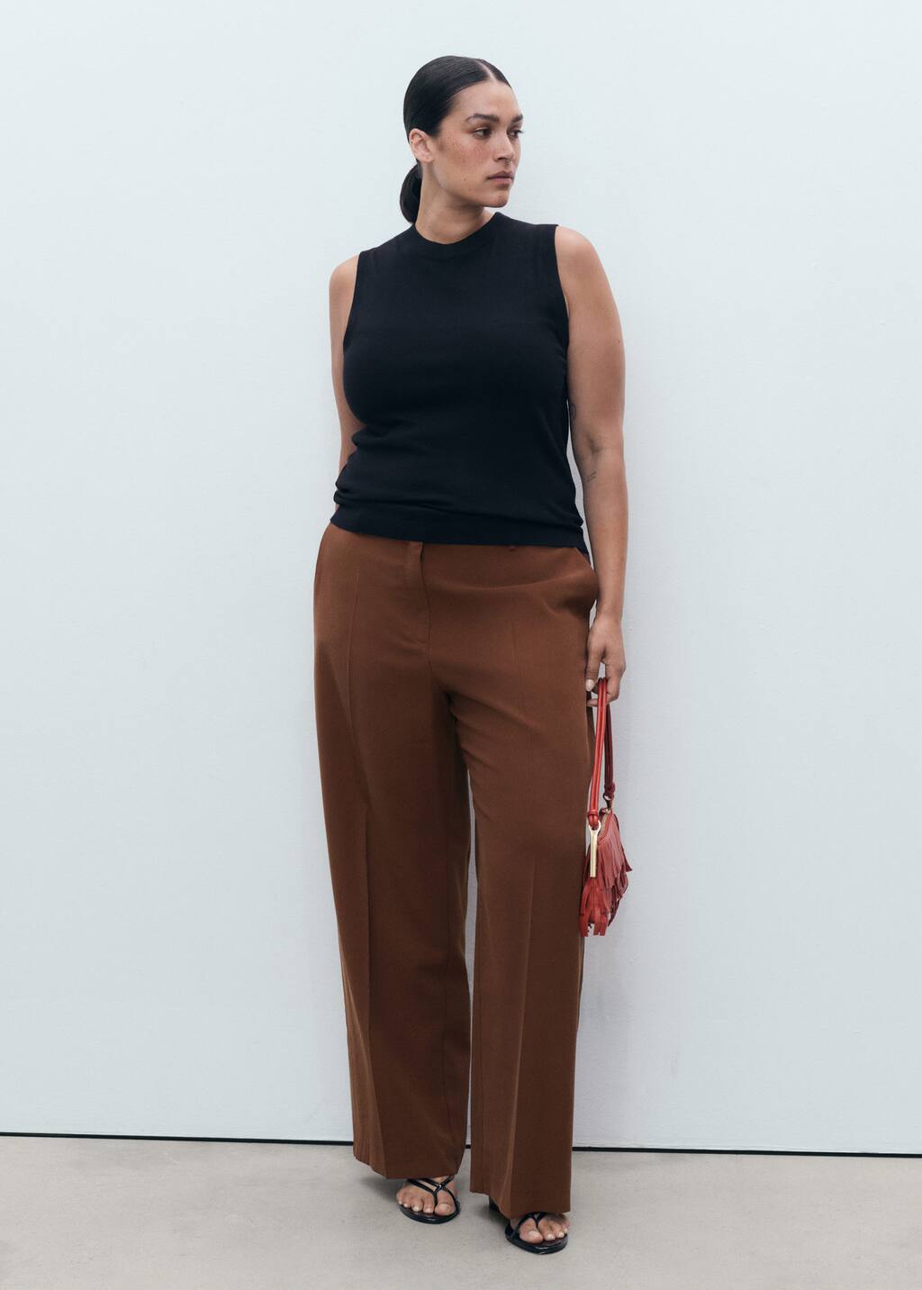 Straight mid-rise pants