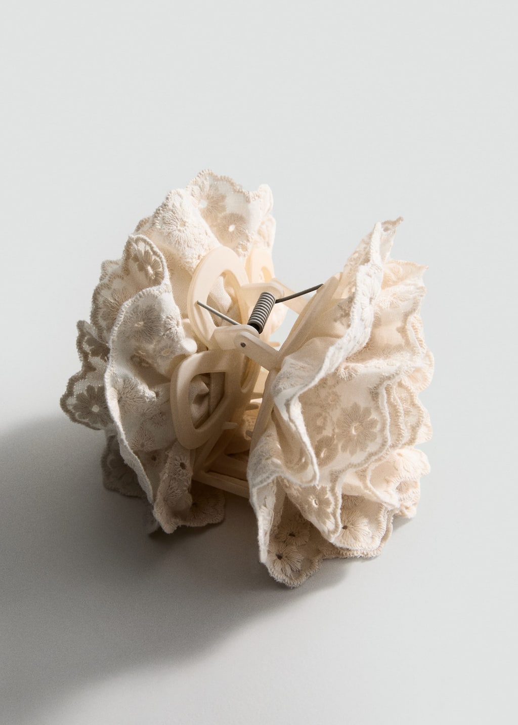 Mango Fabric Flower Clip Ecru
