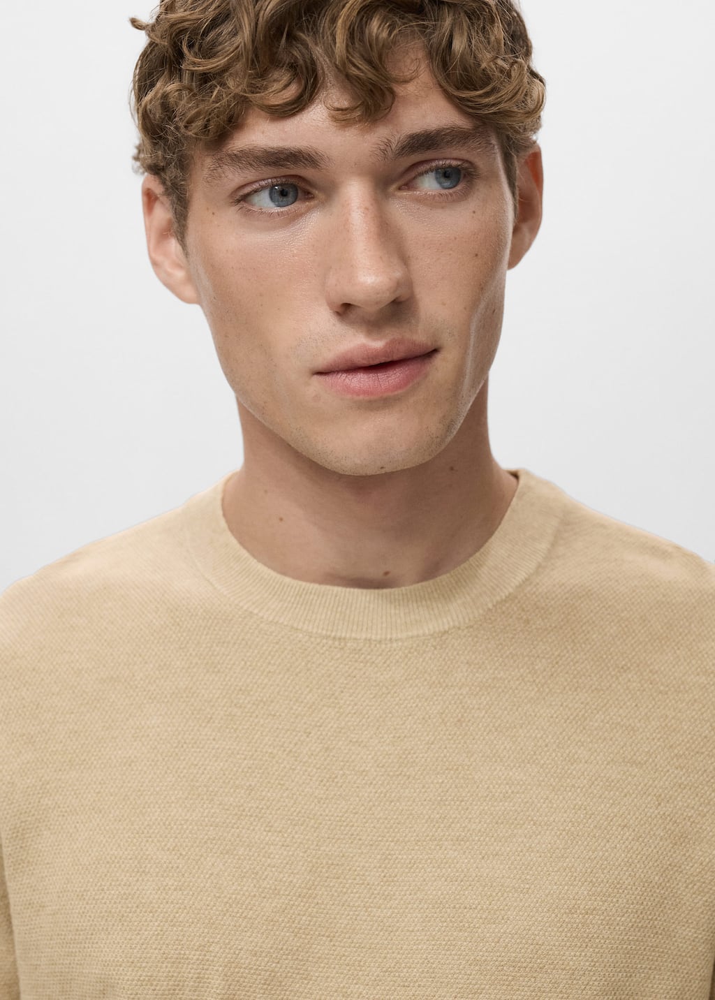 Fine-knit sweater