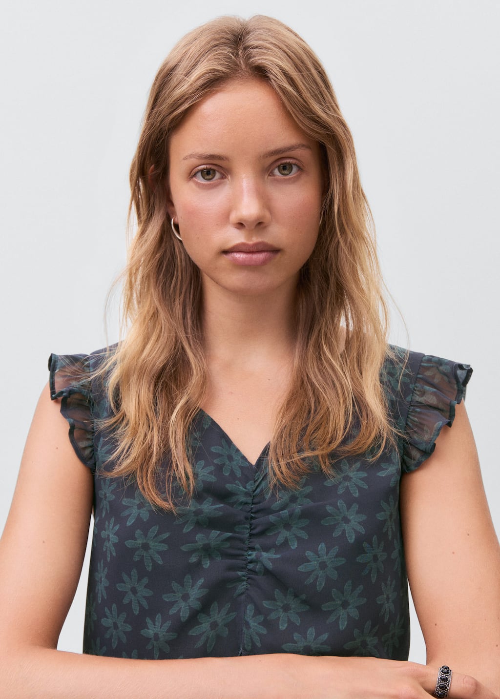 Floral blouse with ruffles