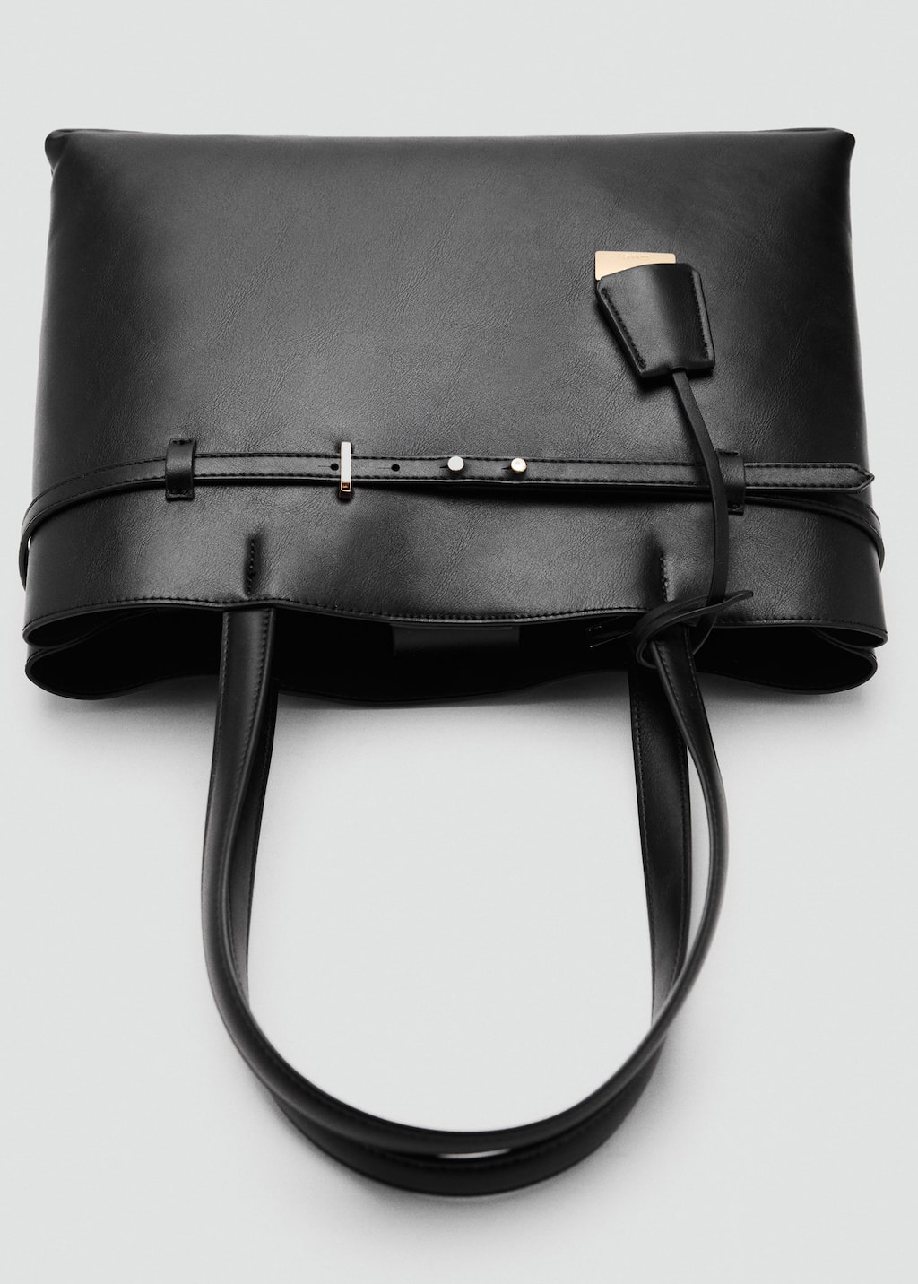 Shopper bag with charm