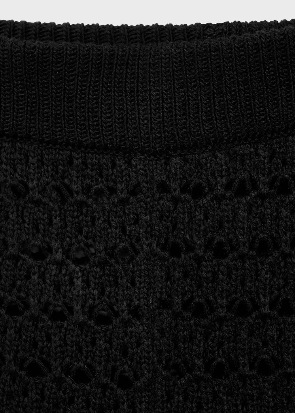 Chunky-knit shorts
