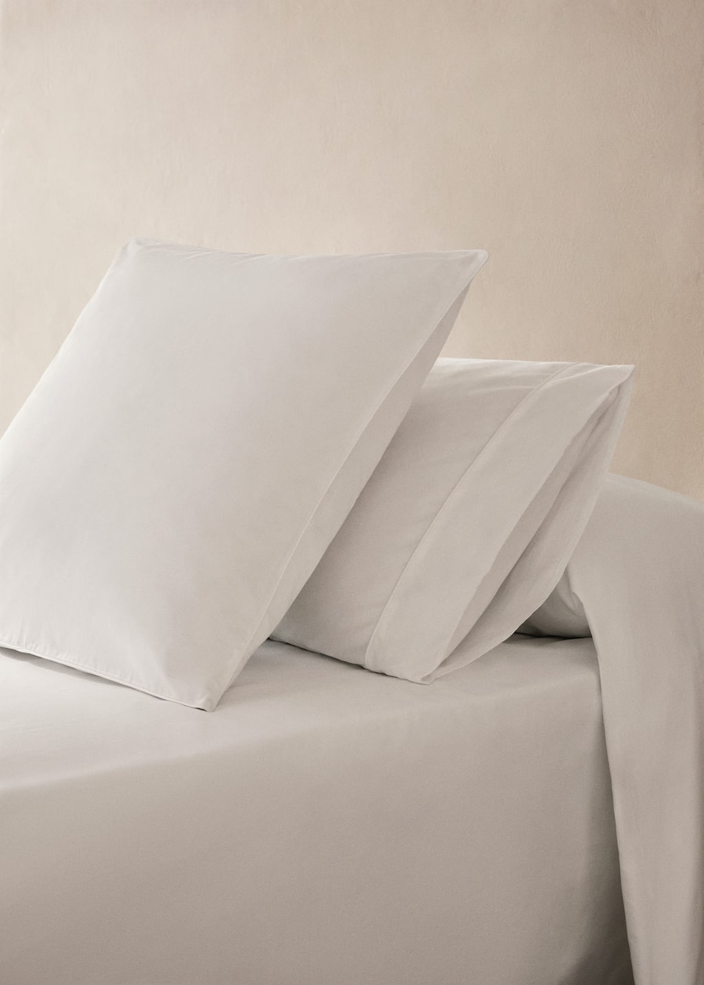 Mango Home Two 600-thread Cotton Satin Pillowcases 50x75 Cm White