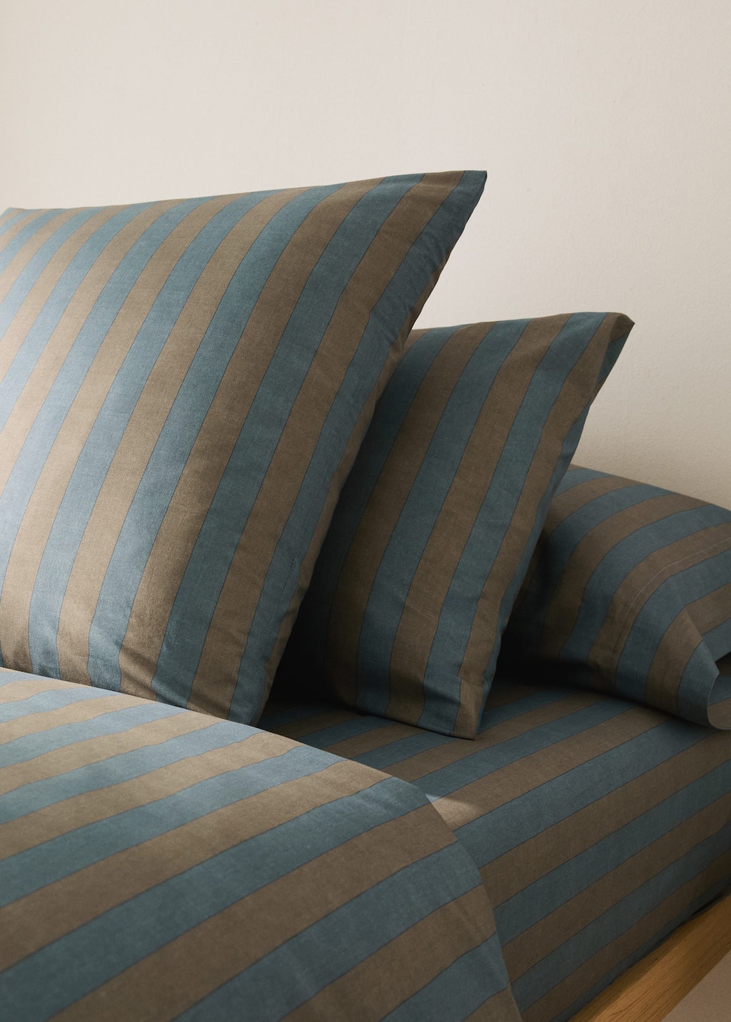 Children's Kodak-striped pillowcase 45x110 cm