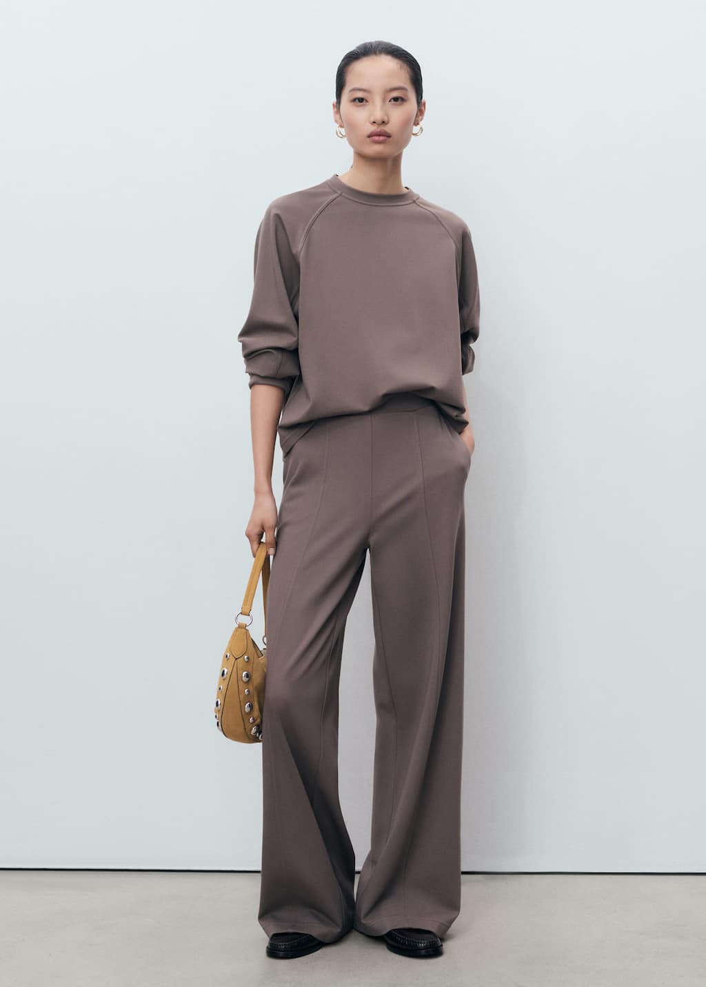 Mango Jogger Pants With Elastic Waist In Brown