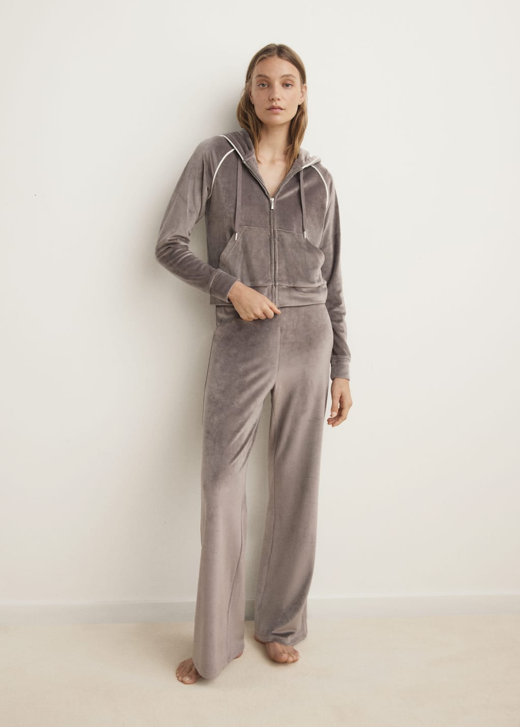 Mango Pantalon Velours Au Toucher Doux Marron Moyen - Femme - S - In Brown