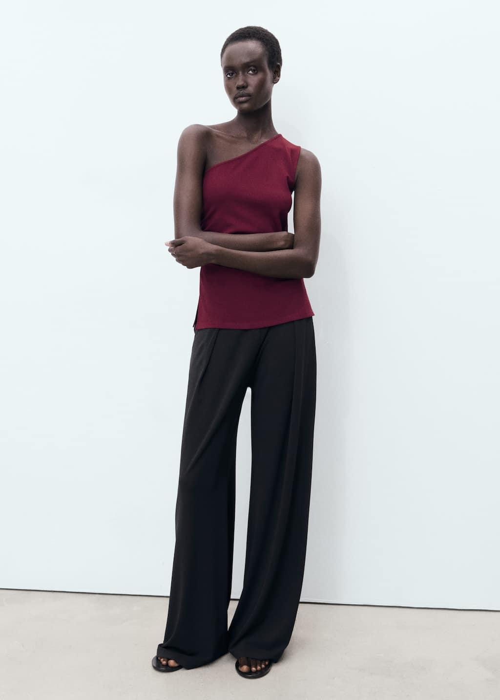 Asymmetrical draped top burgundy - Woman - L - MANGO
