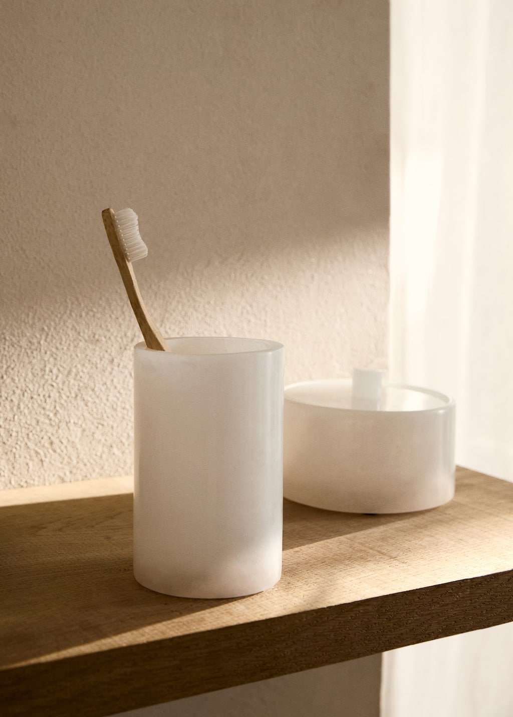 Alabaster bathroom glass