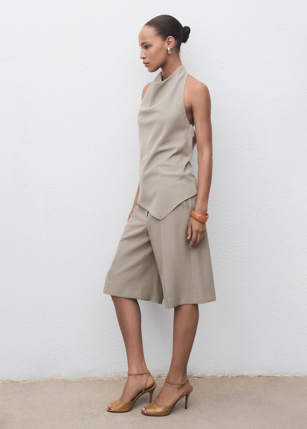 Mango Asymmetrical Open-back Top Grey In Gray