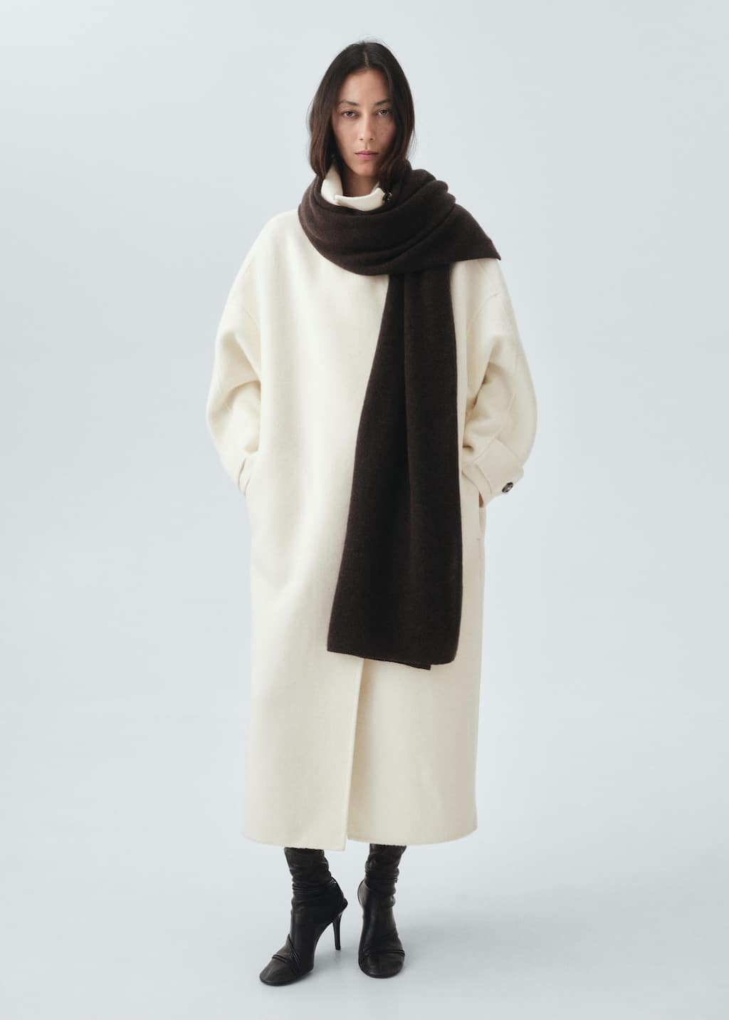 Mango 100% Cashmere Scarf Chocolate In Brown
