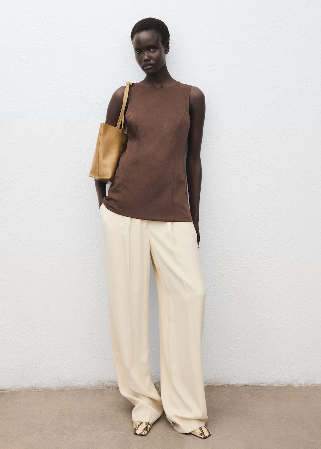 Mango Top Medium Brown In Brown