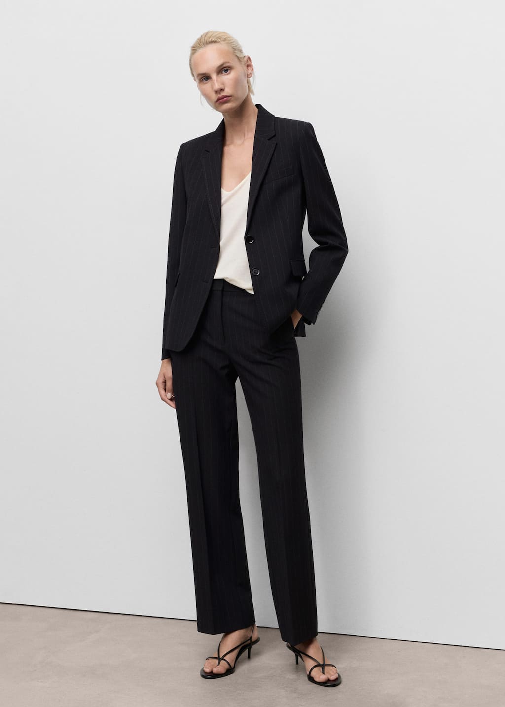 Mango Pantalon De Tailleur Droit Bleu Marine - Femme - 52 - In Black