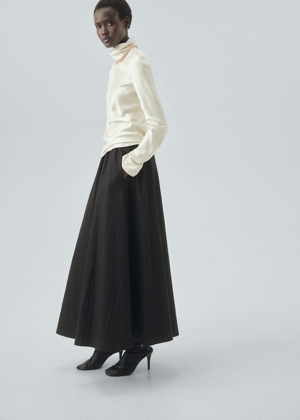 Mango Long Flared Skirt Black